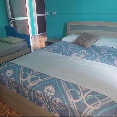Tilapasse Resto & Guest House Port South East Kültér fotó
