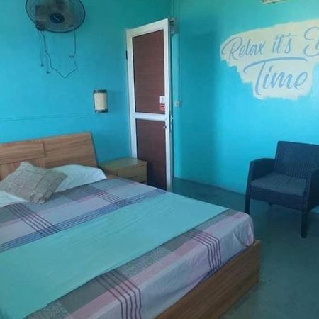 Tilapasse Resto & Guest House Port South East Kültér fotó